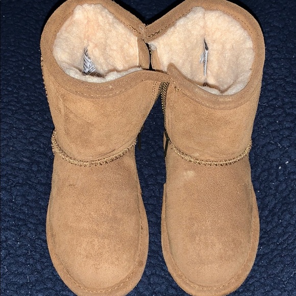 BearPaw Other - Toddler bear paw boots